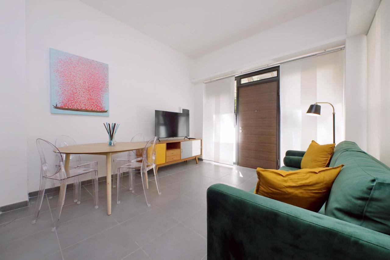 Piramide Charming Apartment Рим Екстериор снимка